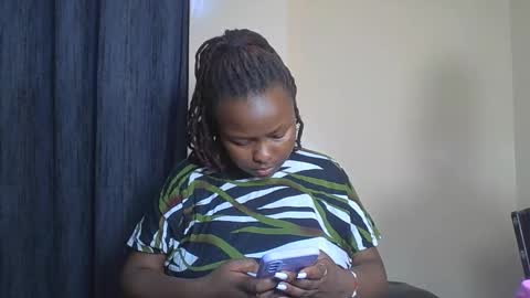 Snapshot of naughty_jazmine chatting on November 28, 7:00 am naughty_jazmine online show from November 28, 7:00 am