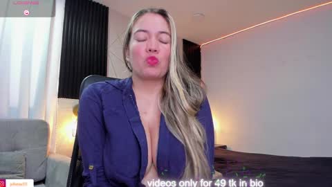 Snapshot of naughty_julieta13 chatting on February 5, 6:48 pm JULIETA online show from February 5, 6:48 pm