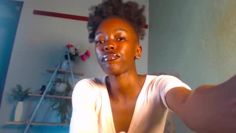 naughty_katrina1 online show from December 17, 5:58 pm