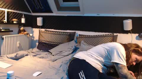 Snapshot of naughty_noisy_neighbors chatting on February 12, 9:54 pm Freyja and Baldur online show from February 12, 9:54 pm