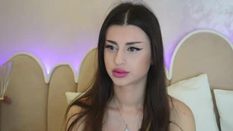 naughtyalicee online show from May 19, 6:53 am