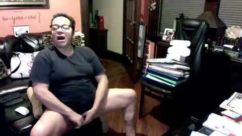 Snapshot of naughtybone chatting on January 11, 8:43 am naughtybone online show from January 11, 8:43 am