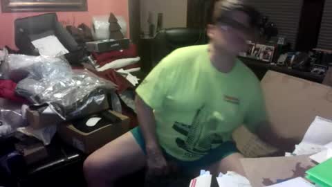 Snapshot of naughtybone chatting on June 8, 4:24 am naughtybone online show from June 8, 4:24 am