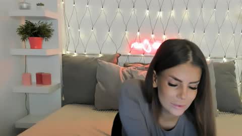 Snapshot of naughtycasssy chatting on January 16, 3:46 pm Cassy online show from January 16, 3:46 pm