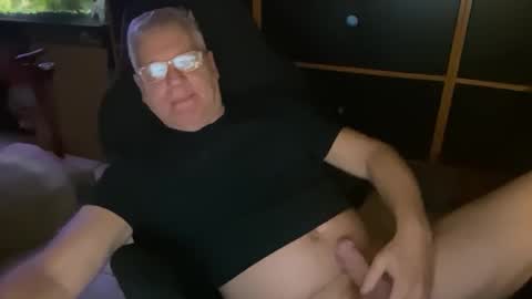 naughtydaddyla online show from February 21, 3:56 am