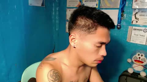 Snapshot of naughtyfuck_boy chatting on October 28, 1:47 pm naughtyfuck_boy online show from October 28, 1:47 pm