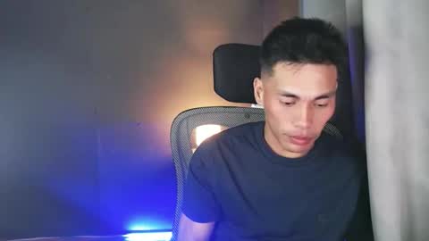 naughtyfuck_boy online show from May 28, 5:10 pm