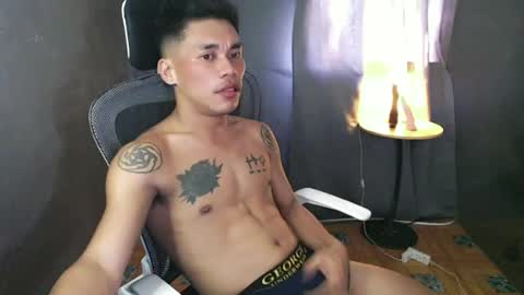 Snapshot of naughtyfuck_boy chatting on June 19, 6:51 am naughtyfuck_boy online show from June 19, 6:51 am
