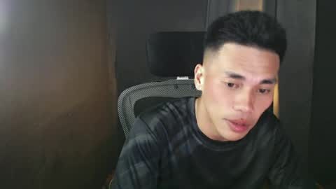 Snapshot of naughtyfuck_boy chatting on July 4, 7:20 pm naughtyfuck_boy online show from July 4, 7:20 pm