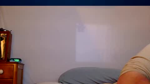 INDY online show from December 7, 12:30 am