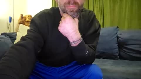 Snapshot of naughtyfun_guy chatting on October 3, 12:13 pm naughtyfun guy online show from October 3, 12:13 pm