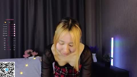 Lina online show from February 4, 6:14 pm