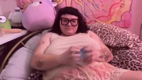 Snapshot of naughtygirl637100 chatting on November 30, 11:53 pm Naughty Girl online show from November 30, 11:53 pm