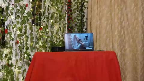 Snapshot of naughtyhomemade17 chatting on April 30, 6:25 pm Mya Alexya online show from April 30, 6:25 pm