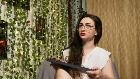 Mya Alexya online show from June 19, 10:30 am