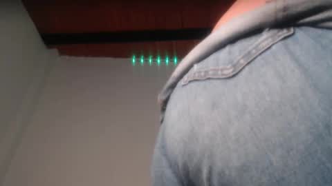 Snapshot of naughtyhotsquirt chatting on October 13, 1:33 pm Kimberly online show from October 13, 1:33 pm