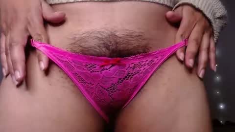 Snapshot of naughtyhotsquirt chatting on November 9, 10:52 pm Kimberly online show from November 9, 10:52 pm