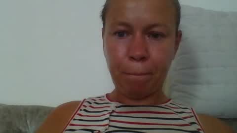 Snapshot of naughtyjennyblondeuk chatting on July 9, 2:32 pm naughtyjennyblondeuk online show from July 9, 2:32 pm
