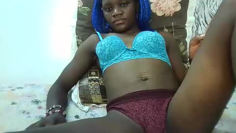 Snapshot of naughtylisah chatting on October 12, 6:18 pm naughtylisah online show from October 12, 6:18 pm