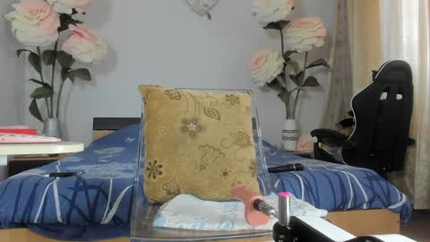 Cassie -  online show from January 24, 10:00 am