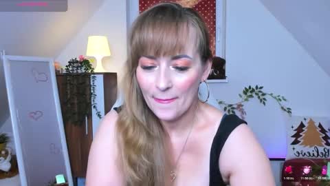 Snapshot of naughtymilane chatting on February 18, 10:17 pm Milana - on air every day except Wednesday from 9 pm to 4 am European time online show from February 18, 10:17 pm