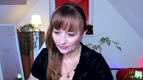 Milana - on air every day except Wednesday from 9 pm to 4 am European time online show from May 3, 8:15 pm