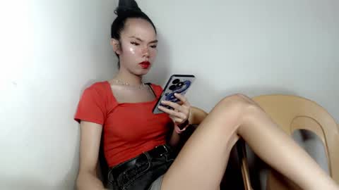 Snapshot of naughtypetiteangel chatting on September 11, 7:47 pm naughtypetiteangel online show from September 11, 7:47 pm