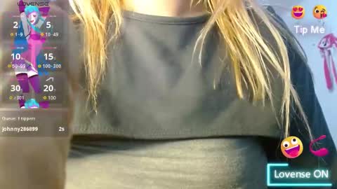 Snapshot of naughtyplayass chatting on December 17, 10:00 pm naughtyplayass online show from December 17, 10:00 pm
