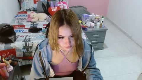 Snapshot of naughtyplayass chatting on March 1, 12:45 pm naughtyplayass online show from March 1, 12:45 pm