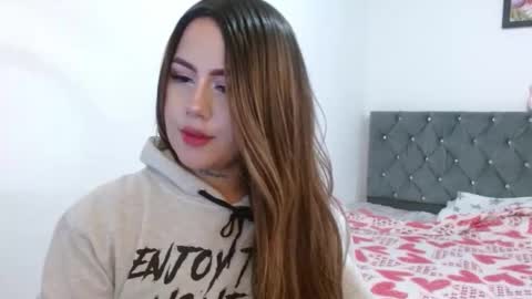 naughtyplayass online show from November 27, 3:47 pm