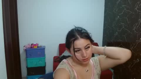 Snapshot of naughtyplayass chatting on April 21, 7:17 pm naughtyplayass online show from April 21, 7:17 pm
