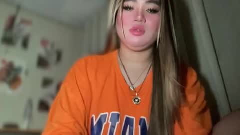 Rose Wilson online show from January 25, 7:49 am