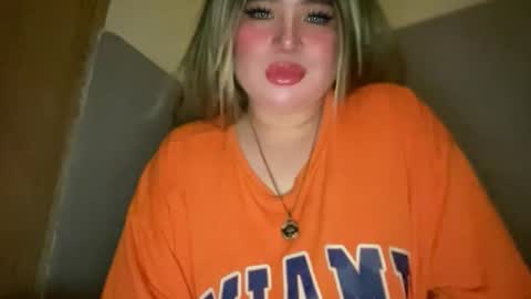 Rose Wilson online show from December 18, 2:56 pm