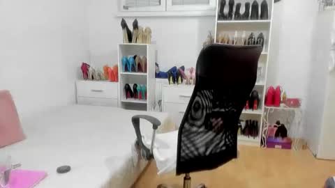 Snapshot of naughtysabine1 chatting on October 12, 6:18 pm naughtysabine1 online show from October 12, 6:18 pm