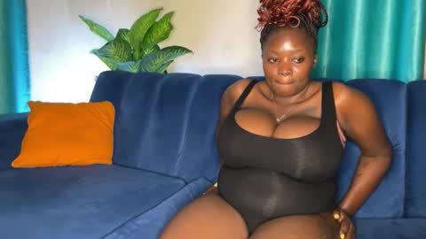 Snapshot of naughtysexydoll2 chatting on November 9, 8:07 pm naughtysexydoll2 online show from November 9, 8:07 pm