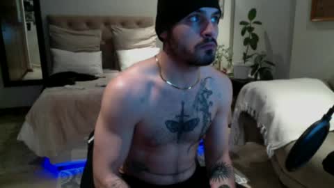 Snapshot of naughtyshaudy chatting on July 28, 9:36 pm Naughty Shaudy online show from July 28, 9:36 pm