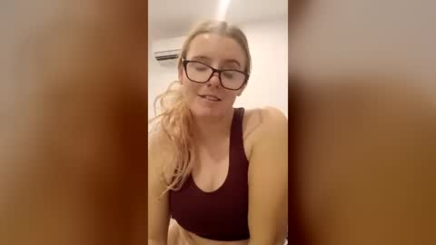 Naughty Jess online show from July 8, 11:04 am
