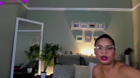 NaughtyTyra online show from March 20, 7:02 am