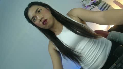 Snapshot of naughtywildvenice chatting on February 9, 9:58 am naughtywildvenice online show from February 9, 9:58 am