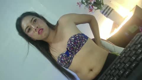 Snapshot of naughtywildvenice chatting on February 12, 1:37 pm naughtywildvenice online show from February 12, 1:37 pm