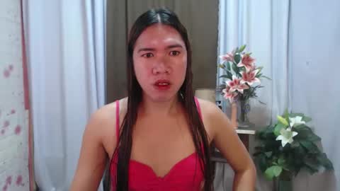 Snapshot of naughtywildvenice chatting on November 2, 10:34 pm naughtywildvenice online show from November 2, 10:34 pm