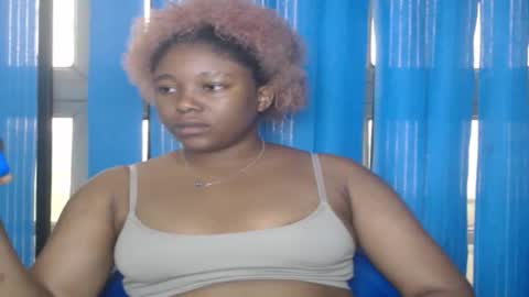 naughtyxpussyx online show from September 29, 8:08 am