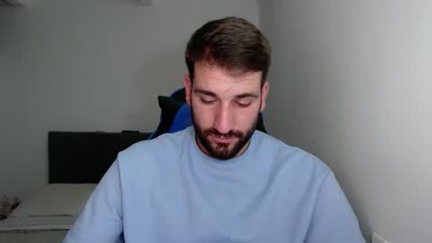 Snapshot of naugthy18boy chatting on January 14, 6:38 pm Nico online show from January 14, 6:38 pm