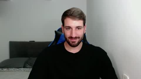 Snapshot of naugthy18boy chatting on January 27, 7:46 pm Nico online show from January 27, 7:46 pm