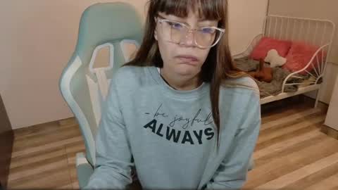 sabrina online show from April 18, 3:32 am