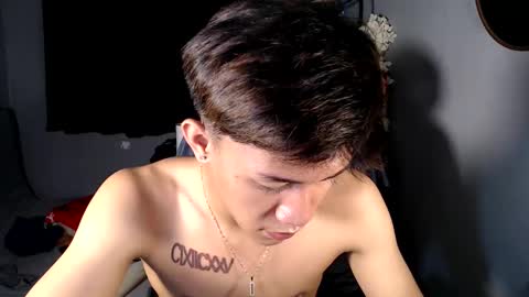 Loy online show from April 3, 6:06 pm