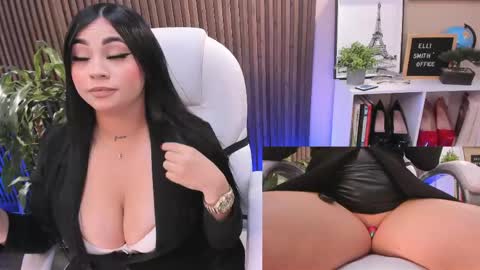 Snapshot of naugthyelli chatting on May 5, 7:22 pm online show from May 5, 7:22 pm