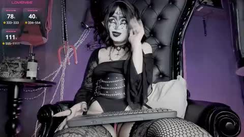 Navier  online show from February 28, 1:28 am