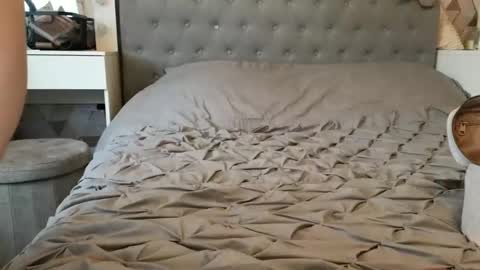 Navyrein online show from February 20, 9:32 am