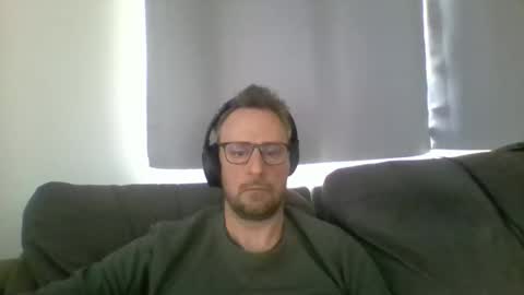 nawtydom1977 online show from December 17, 6:47 pm